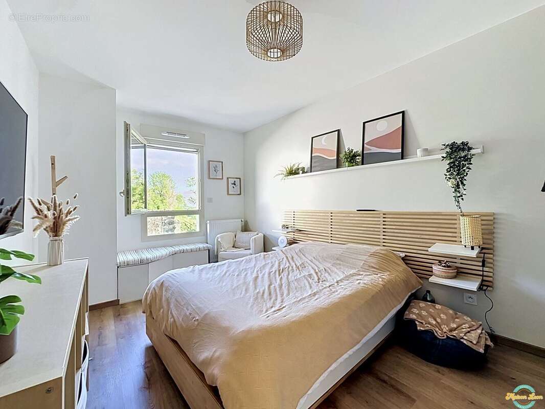 Appartement à ROCHE