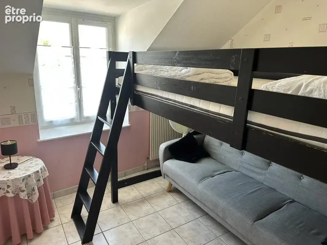 Murs de restaurant et 3 appartements T3 - photo 27