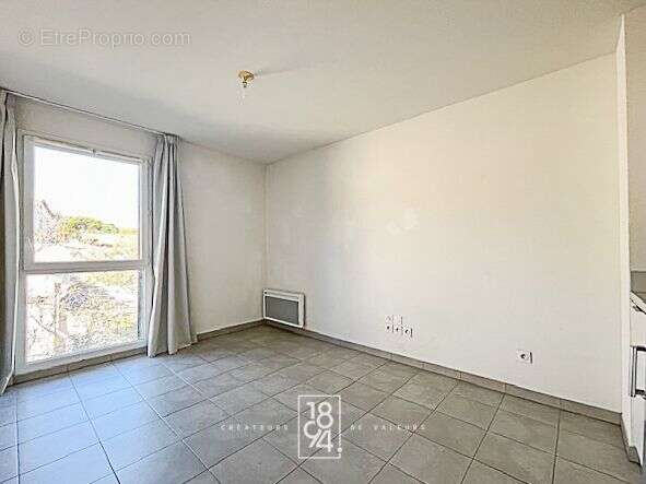 Appartement à MARSEILLE-9E