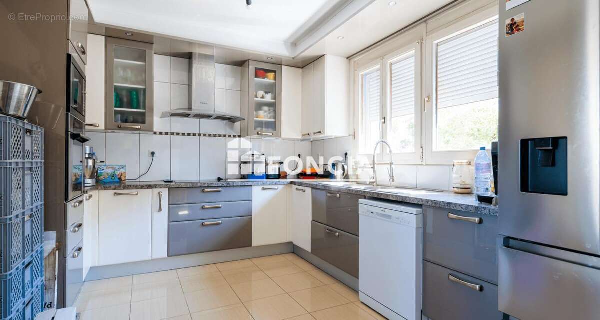 Maison de 139,34 m² et dépendance studio duplex de 24,35 m² sur 4 ares de terrain - LINGOLSHEIM - photo 9