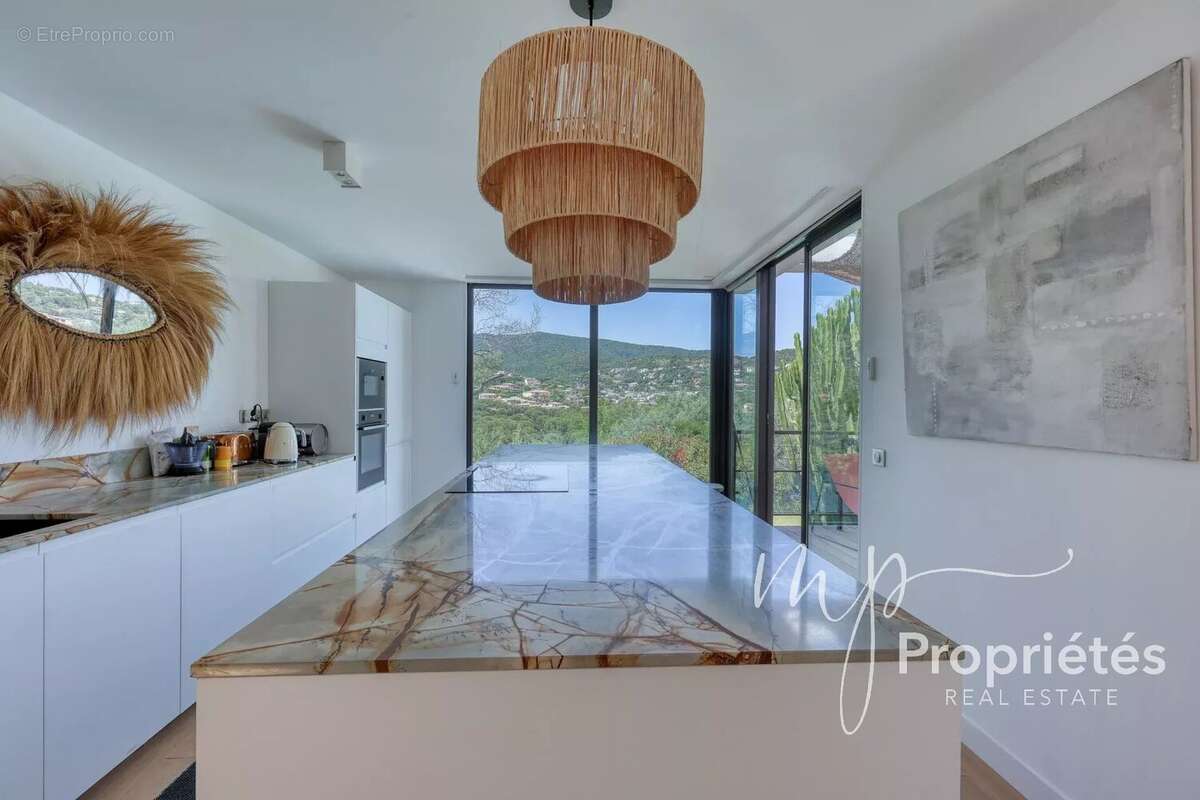 Maison à CAVALAIRE-SUR-MER