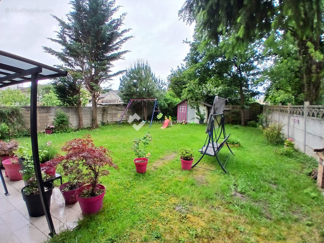 Extérieur - Maison à CHELLES