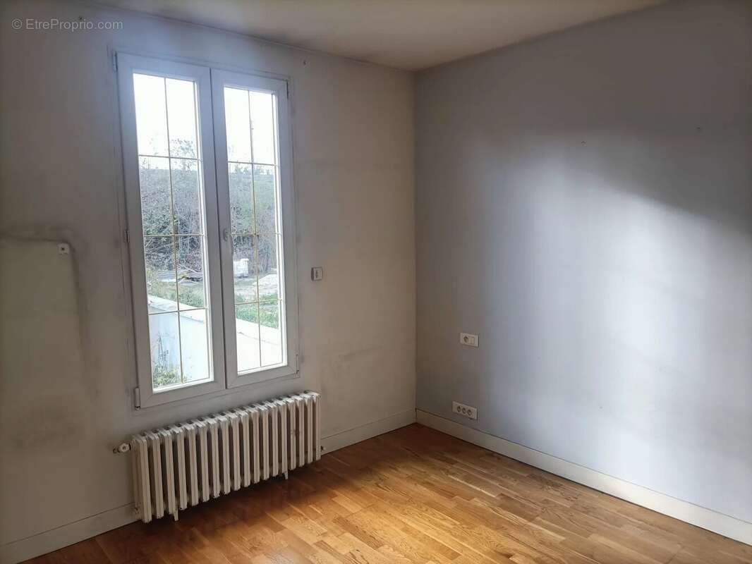 Maison à BRY-SUR-MARNE