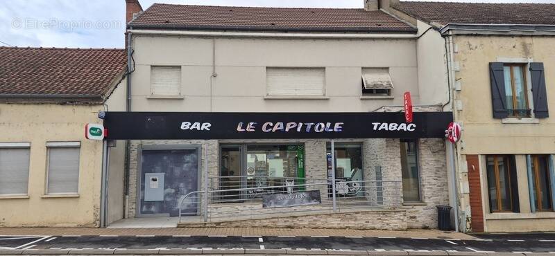 Commerce à MONTLUCON