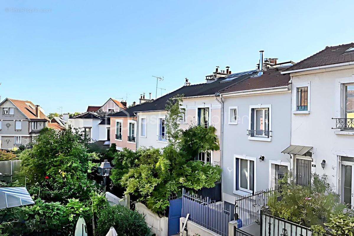Maison à PARIS-19E