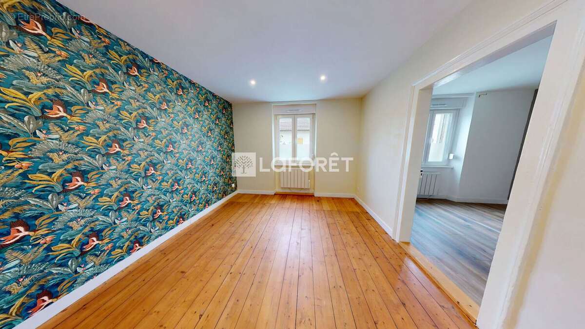 COUP DE COEUR Vieux Bischheim  Superbe 3 pièces rénové Terrasse 35 m² - photo 7
