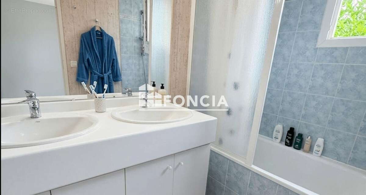 Centre village maison en triplex - photo 5