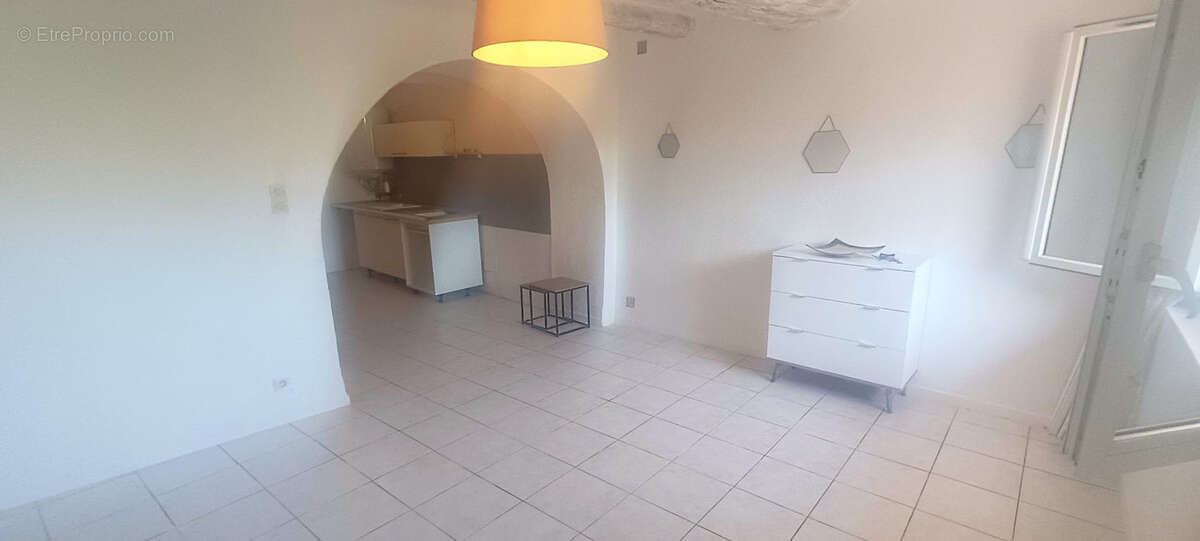 Appartement à SIX-FOURS-LES-PLAGES