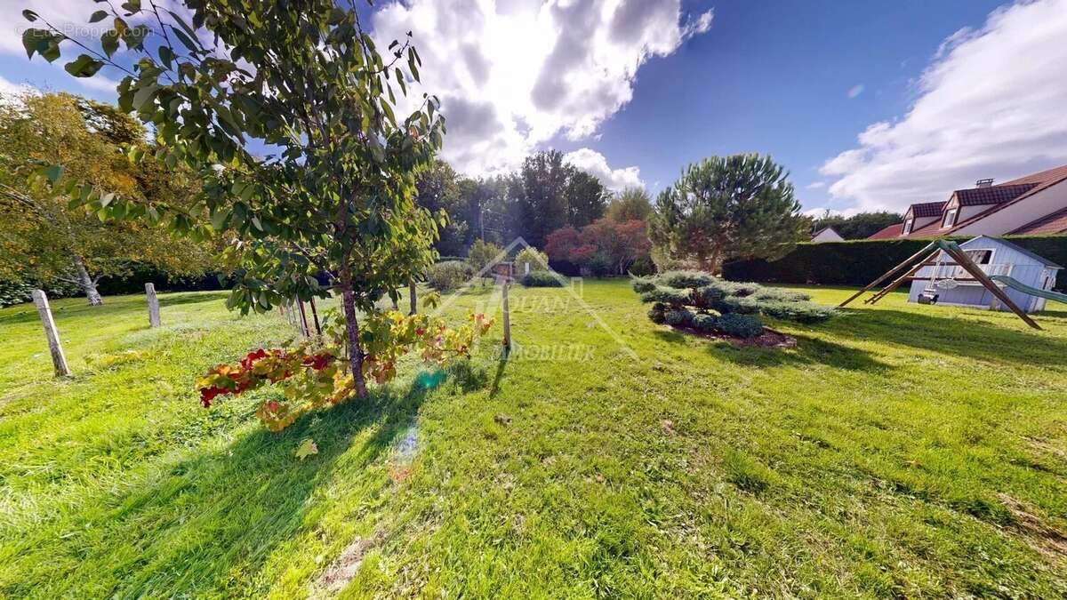 Maison à BELLERIVE-SUR-ALLIER
