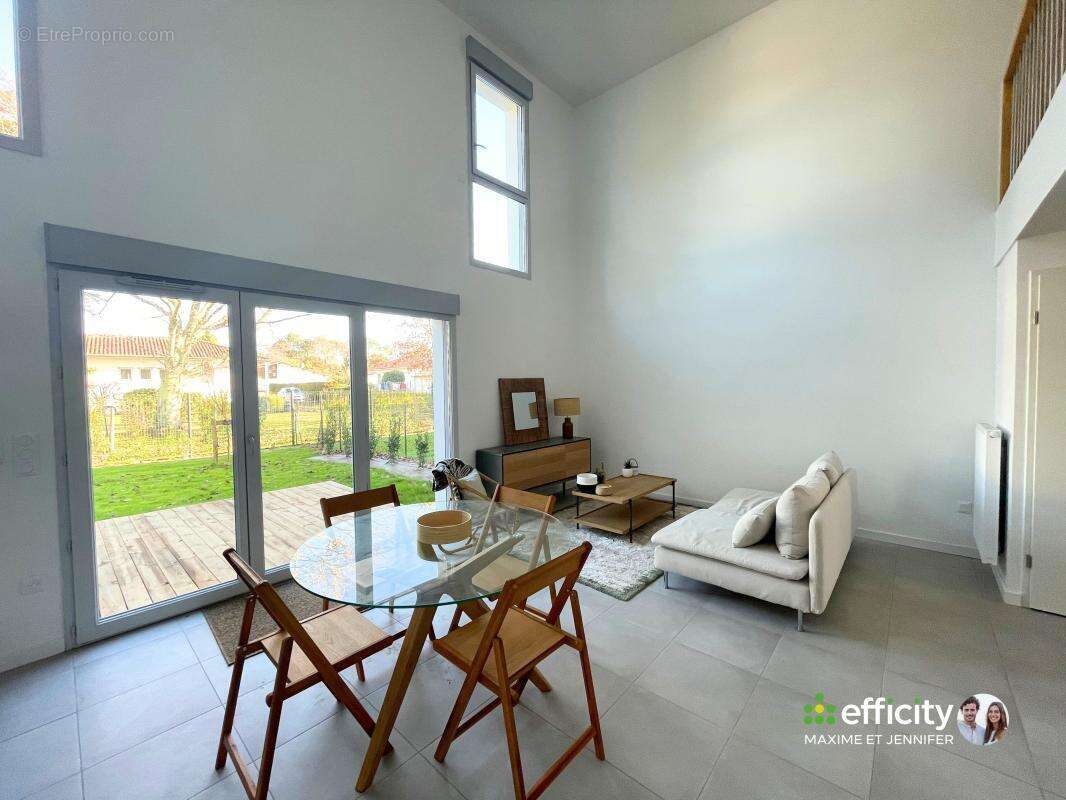 Appartement à MESSANGES