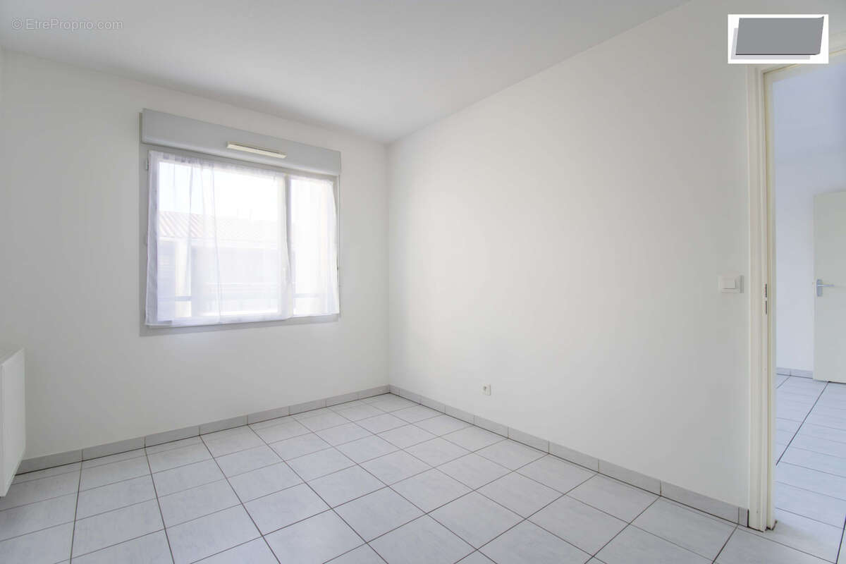 Appartement à CUERS