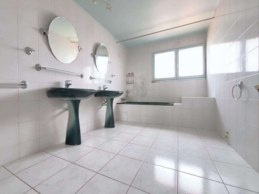 Magnifique maison en R+1 de 150 m² avec jardin deux faces sans vis-à-vis sans travaux - photo 14
