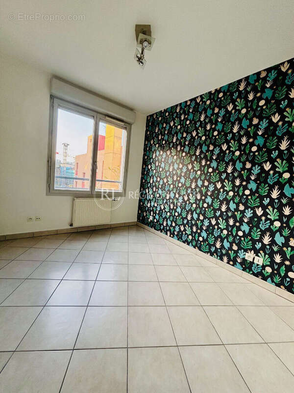 Appartement à LYON-9E