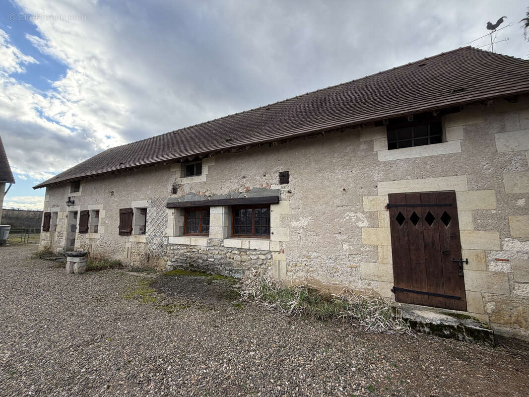 Maison à SAINT-GERMAIN-DES-FOSSES