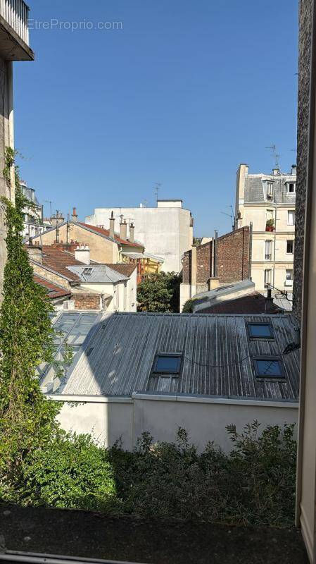 Appartement à PARIS-14E