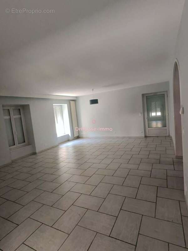 Maison 180 m² à Brives-Charensac  - photo 5