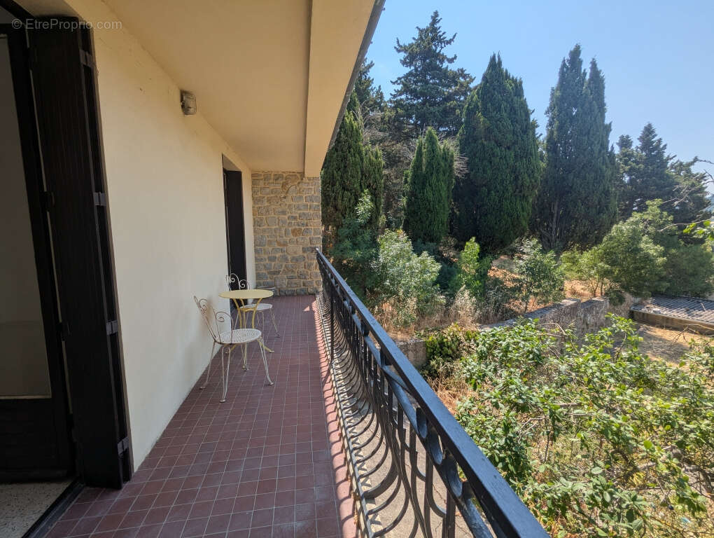 MAISON 4 chambres jardin garage et atelier - photo 10