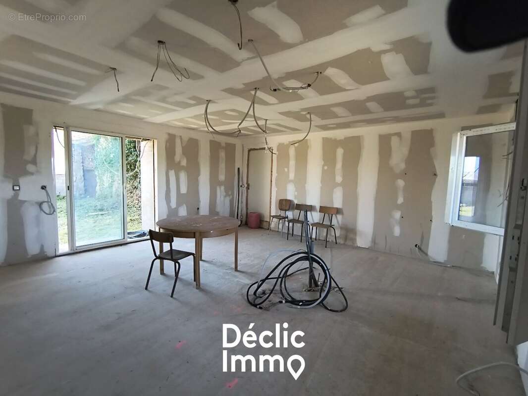 Maison à ASSAIS-LES-JUMEAUX