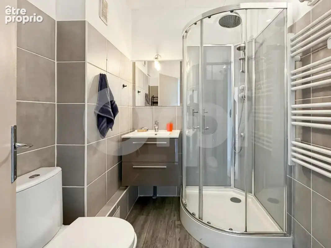 Appartement À Vendre - photo 8