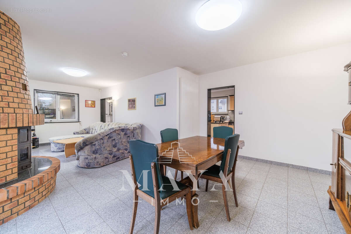 Kembs, Maison Individuelle de 104m2Hab/118m2 sol sur 9.36 ares. - photo 4