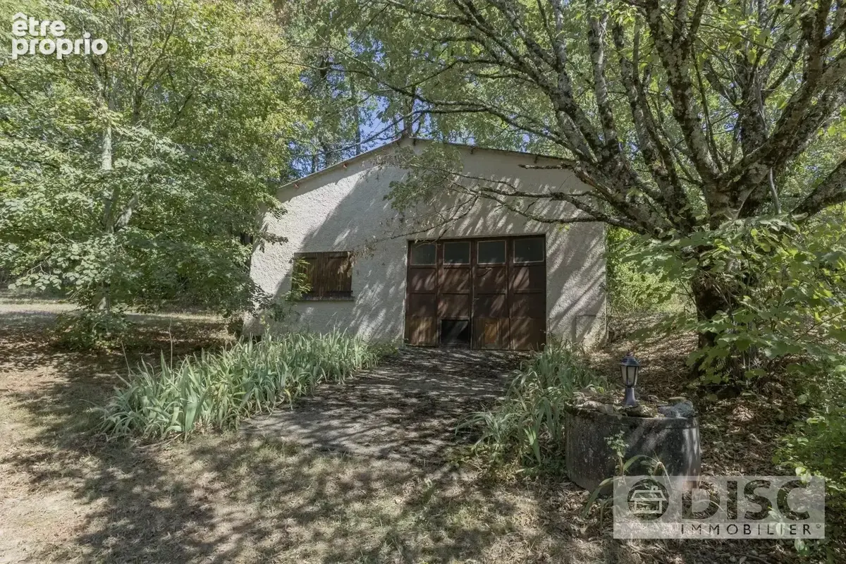 Belle maison moderne avec 1 hectare de terrain et belles vues - photo 19