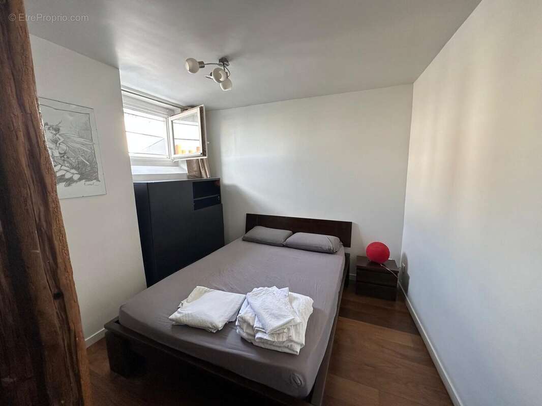 Appartement à PARIS-4E