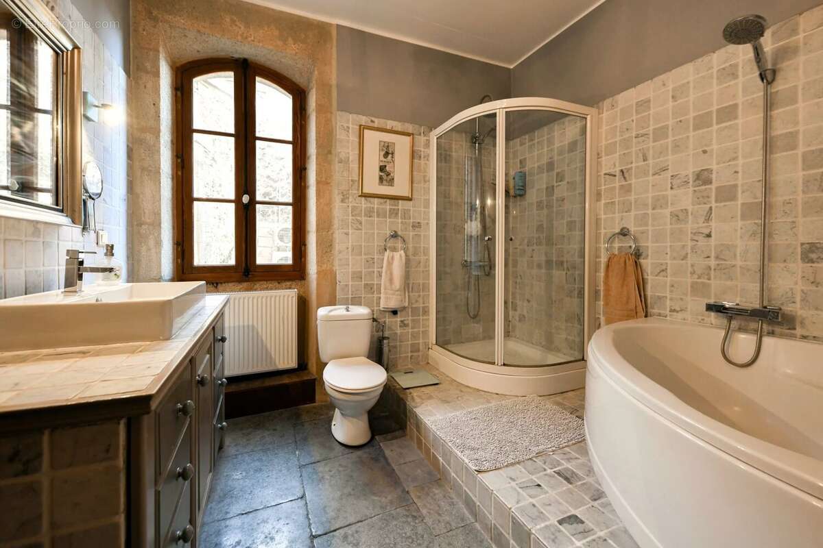 Maison à UZES