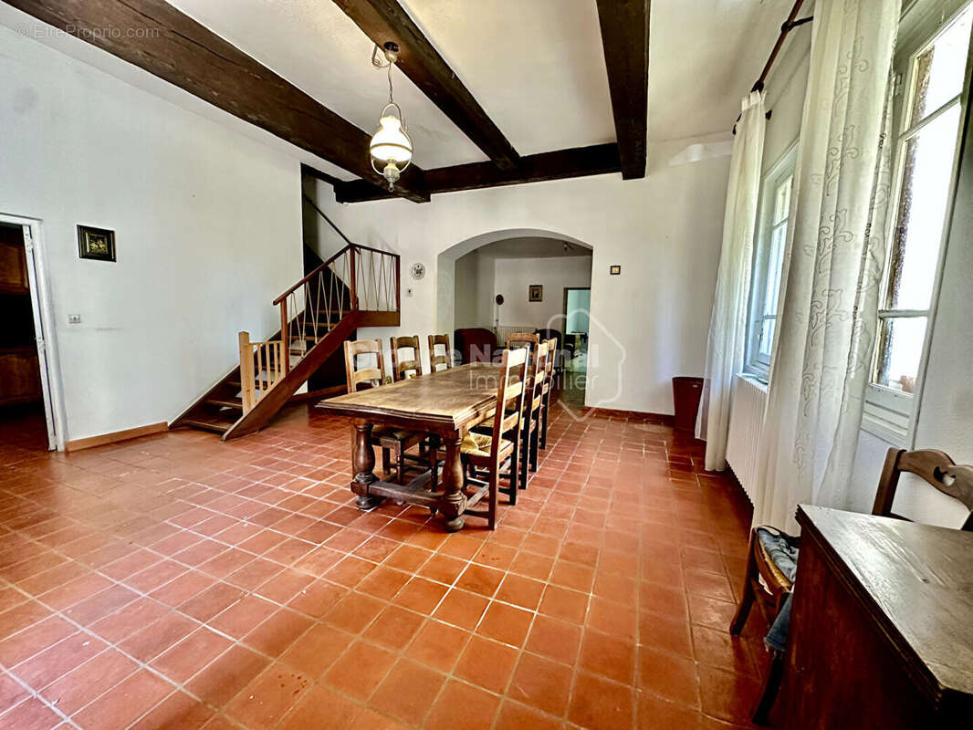 Maison à MAUGUIO