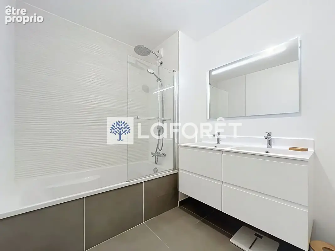 Appartement Lyon 4 pièces 121.92 m2 - photo 13