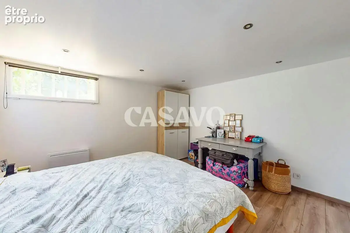 Vente Maison 7 pièces de 197m² - 94510 La Queue-en-Brie - photo 7