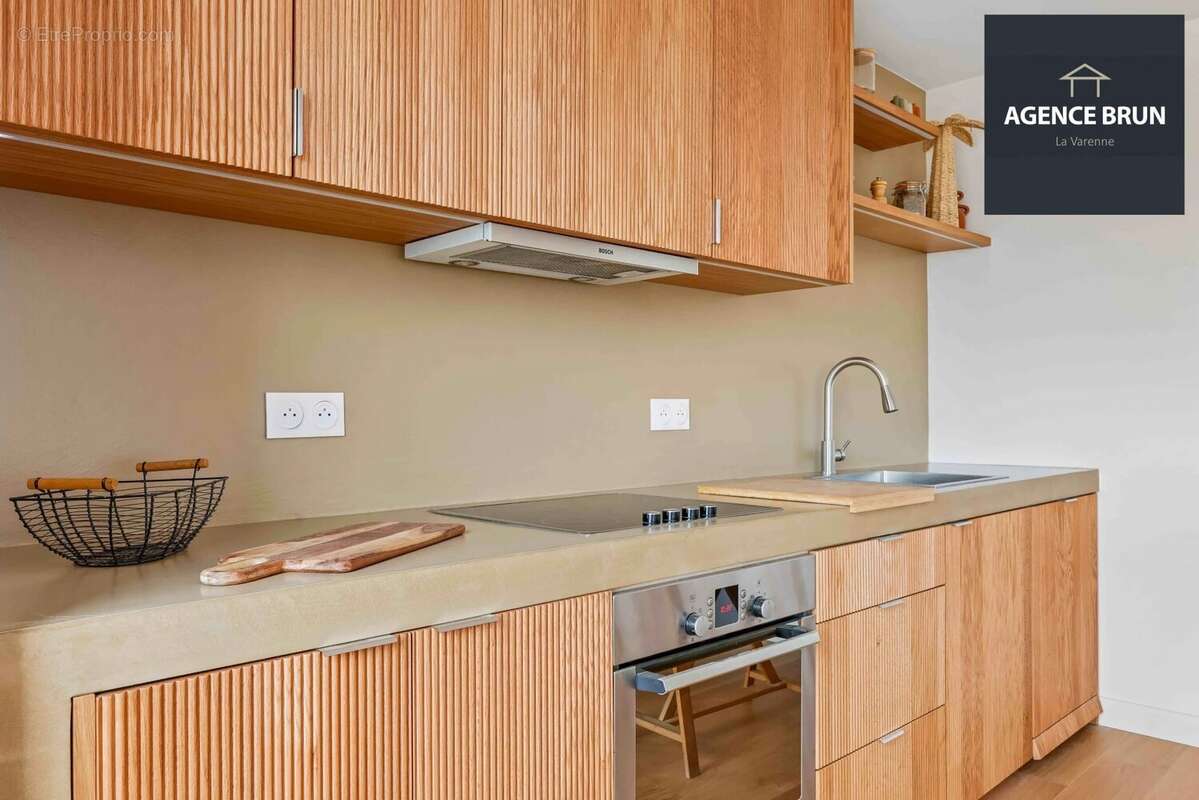 Appartement à SAINT-MAUR-DES-FOSSES