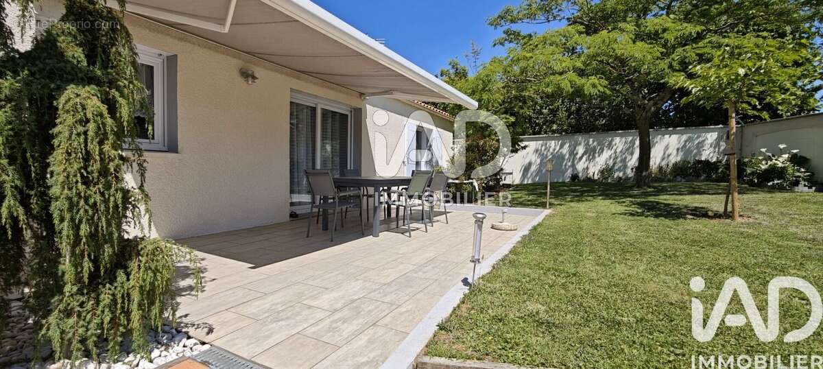 Photo 2 - Maison à LONGEVES