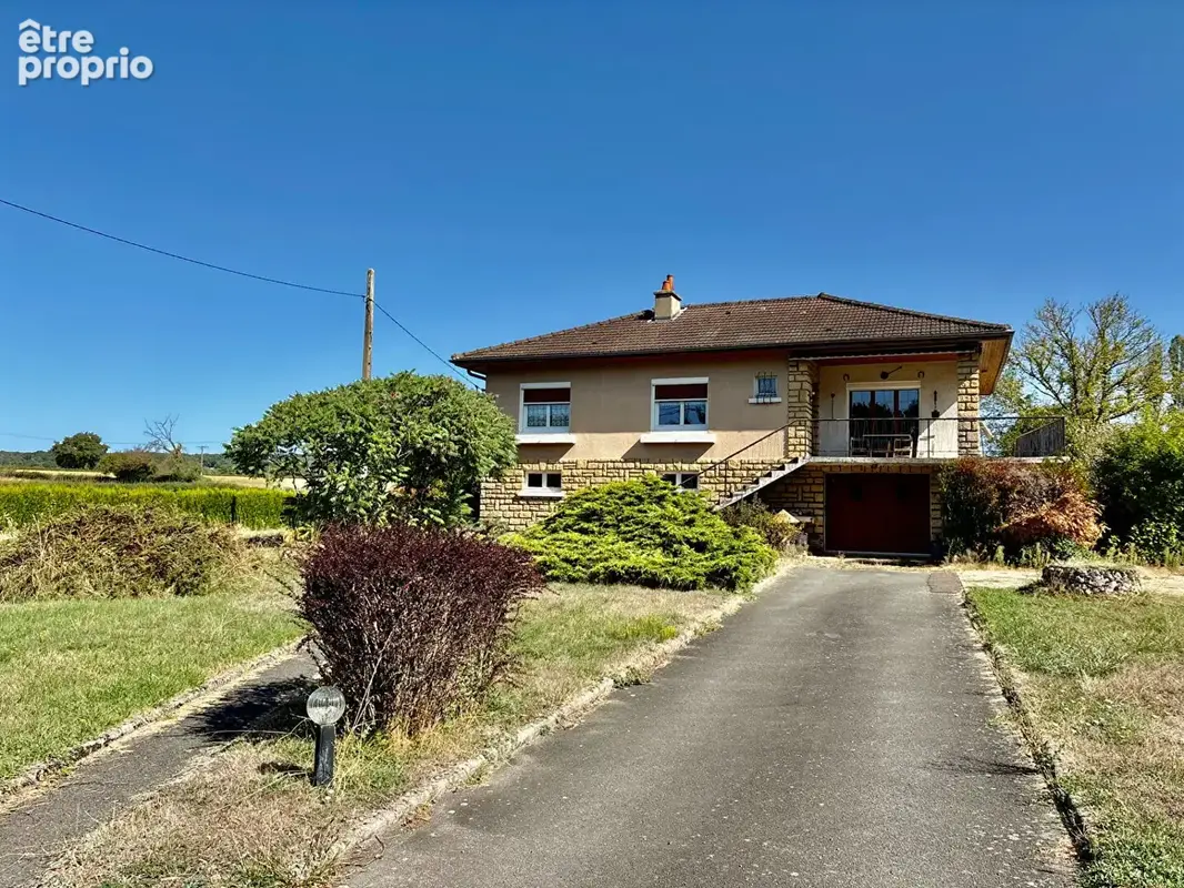 Maison à GOURDON