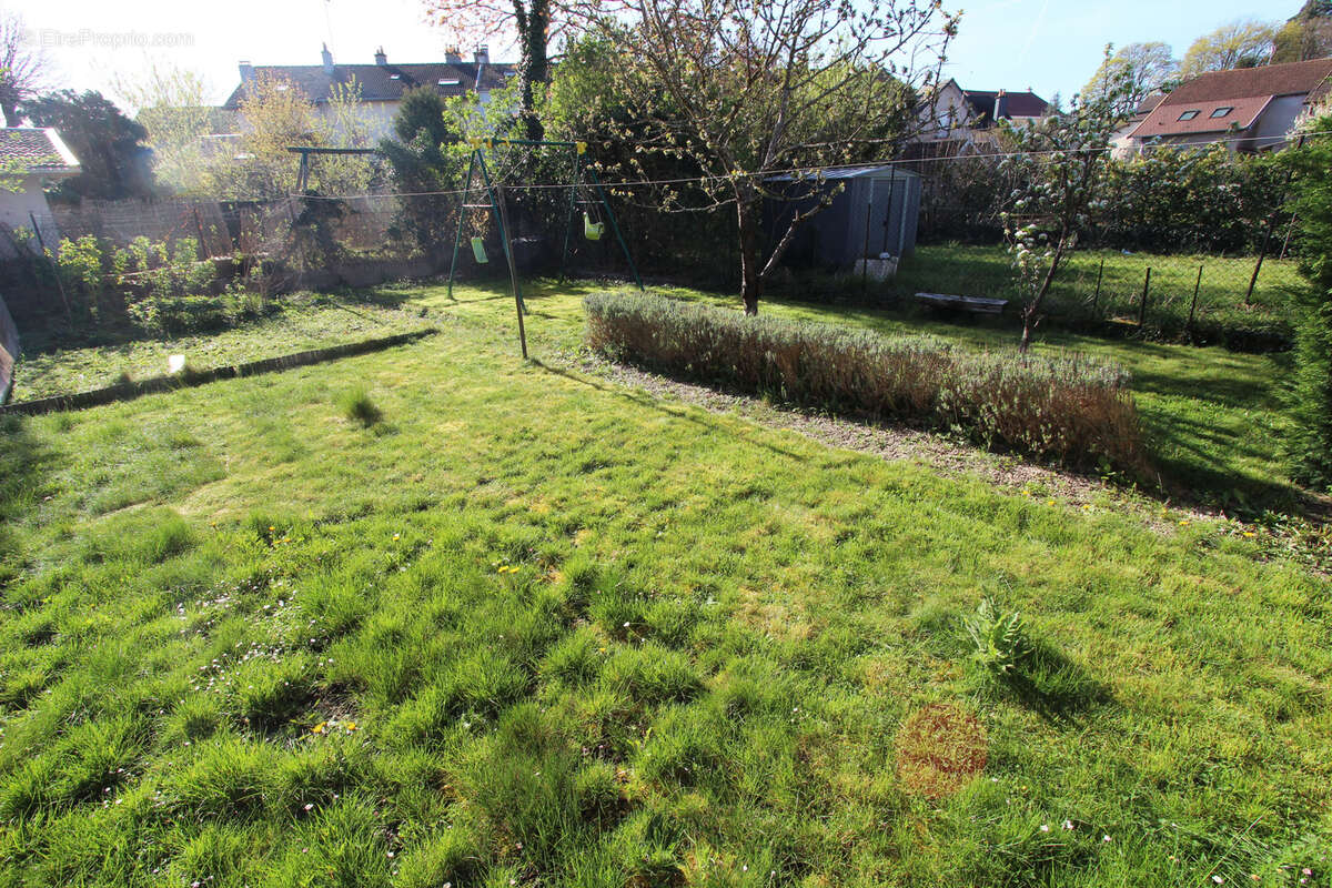Maison à THAON-LES-VOSGES