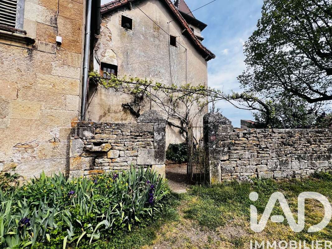 Maison 207 m² à Laramiere  - photo 6