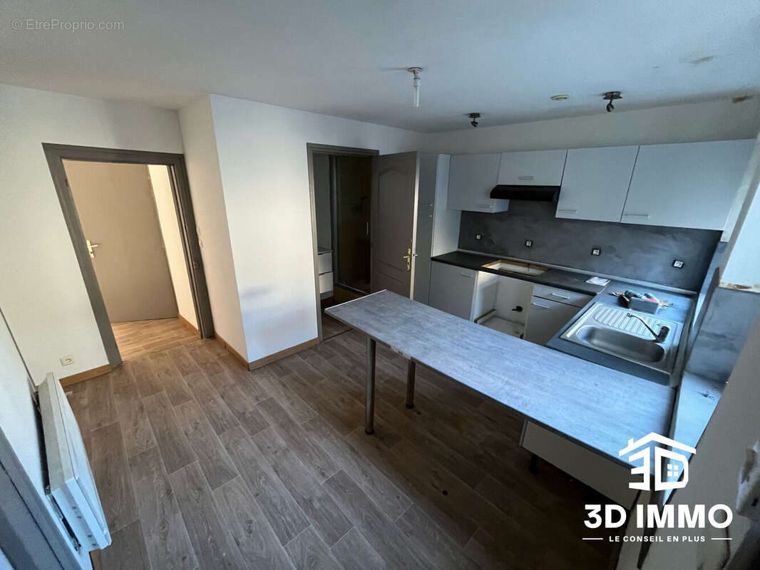 Appartement à AVESNES-SUR-HELPE