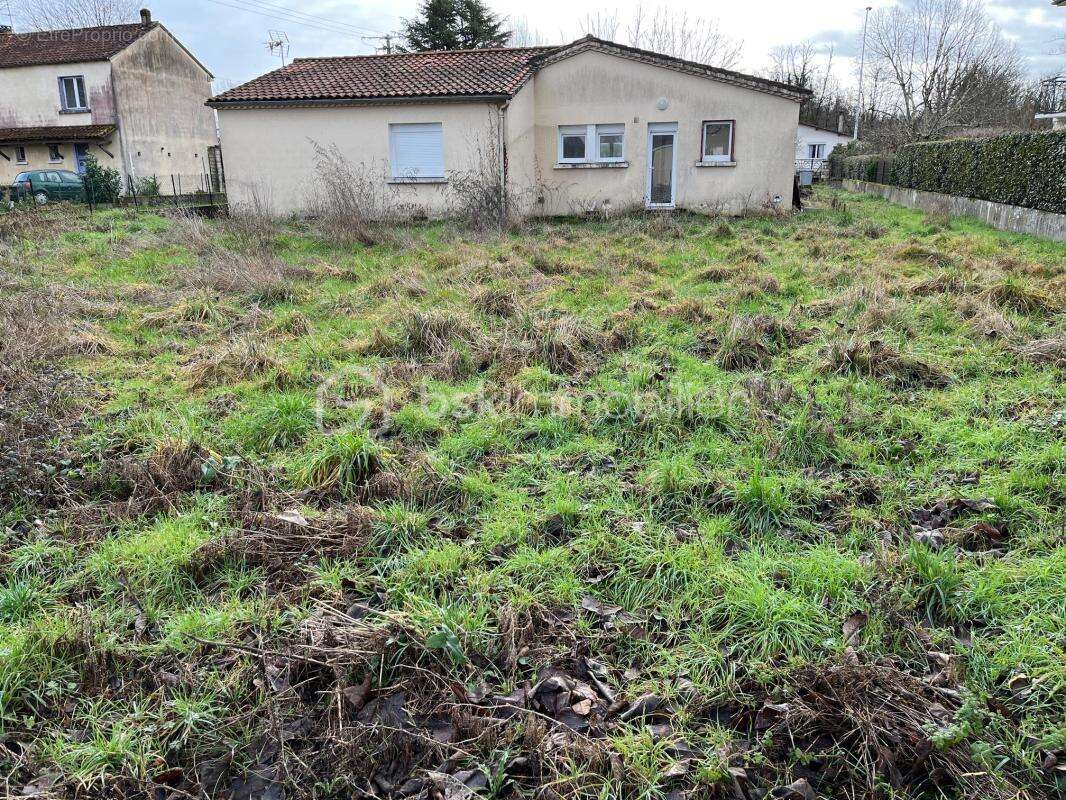 Maison à PRIGONRIEUX