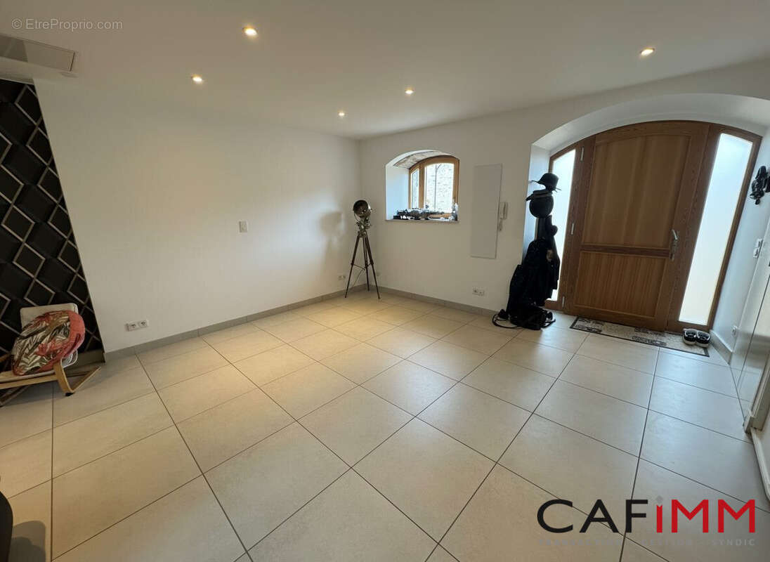 Maison à SAINT-LAURENT-D'AGNY