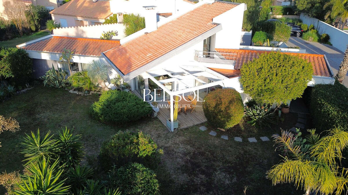 Maison à SAINT-CYPRIEN