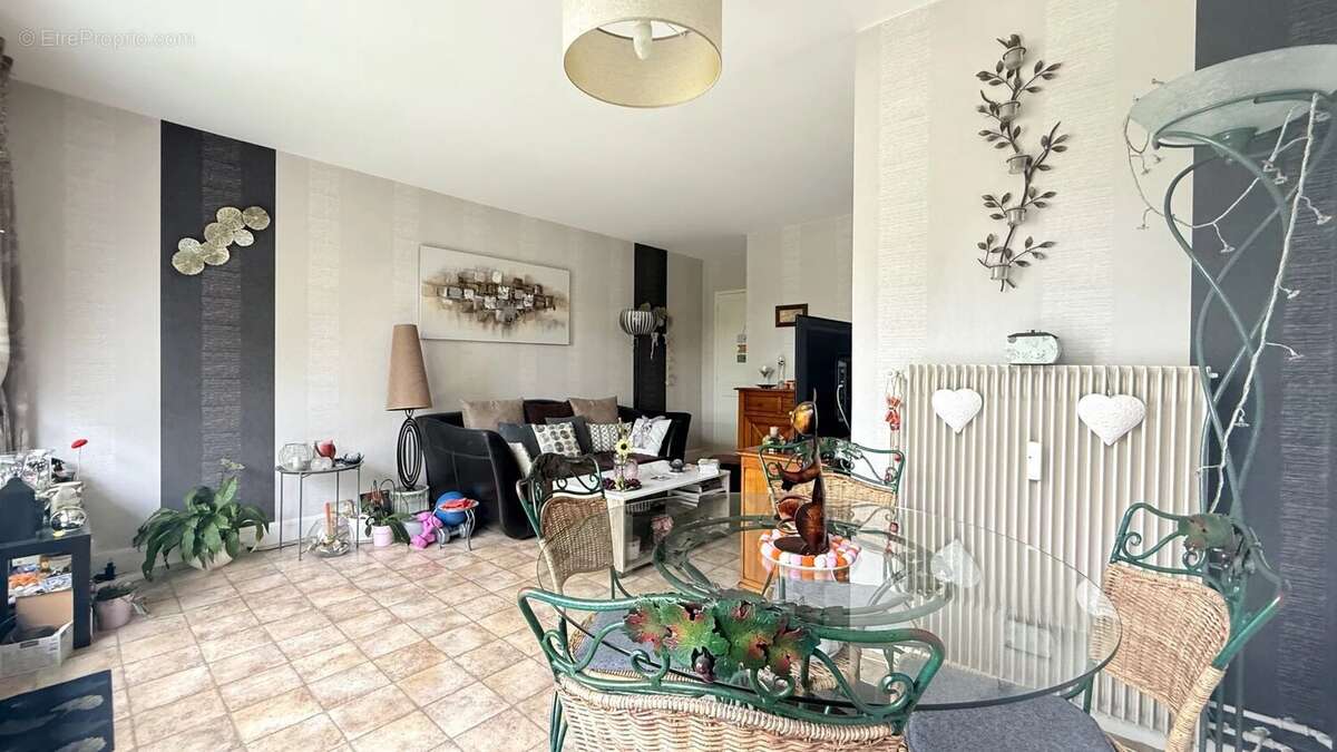 Appartement à DOMONT