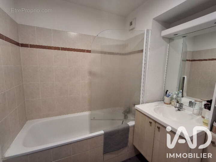 Appartement 65 m² à Tours  - photo 8
