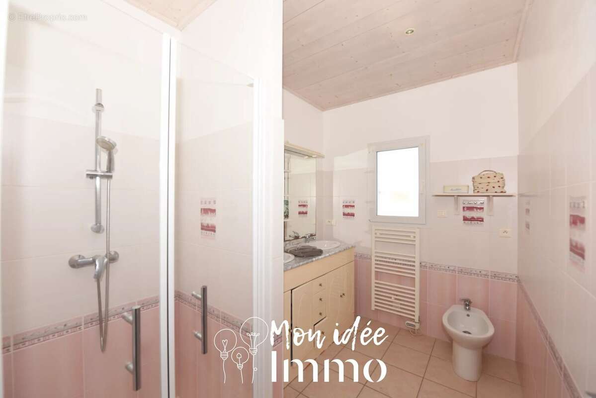 Maison à L&#039;EPINE