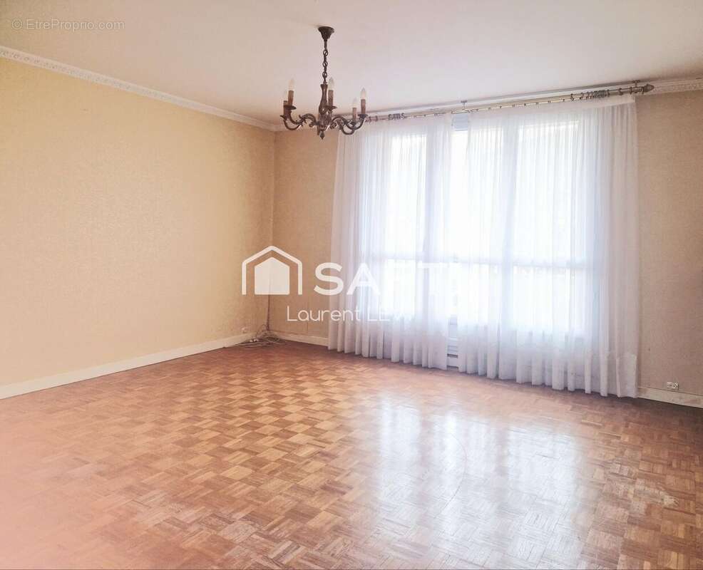 Photo 2 - Appartement à SAINT-MAUR-DES-FOSSES