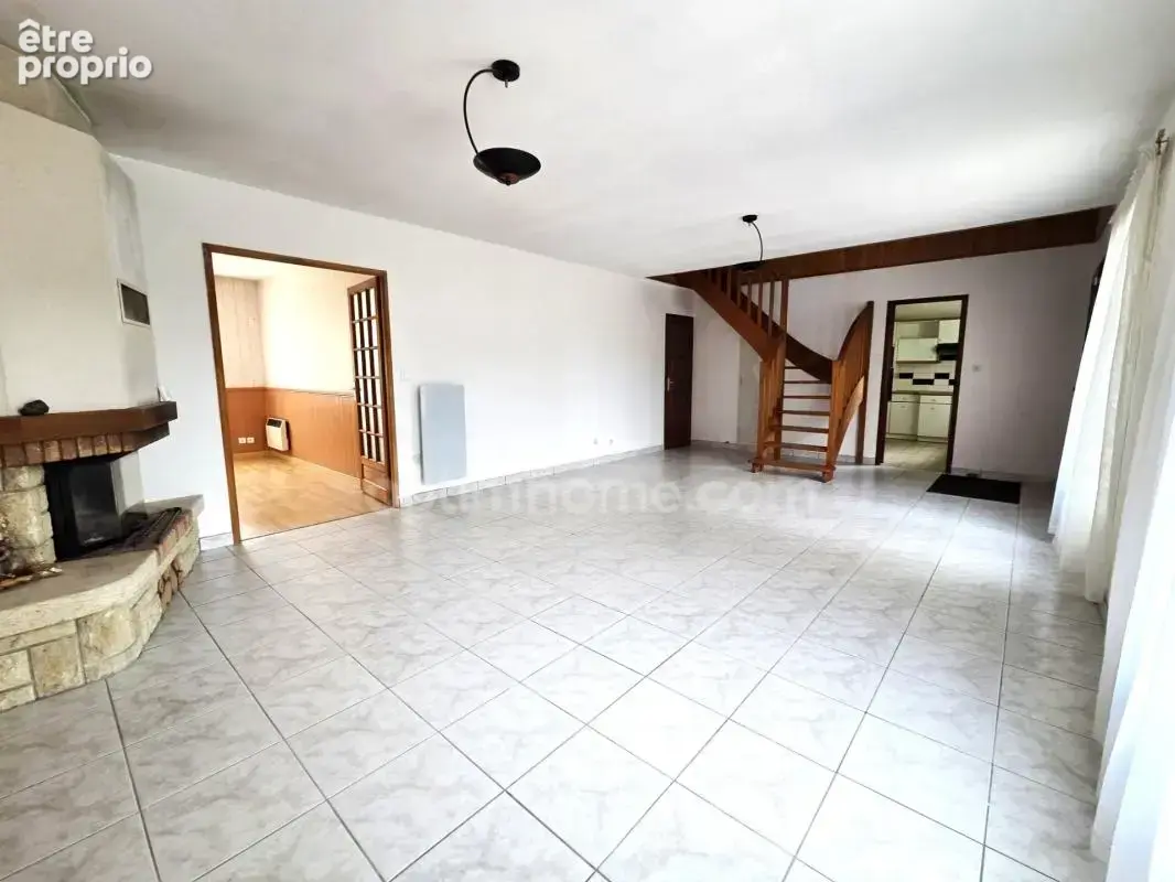 Maison 7 pièces 153 m² à vendre à Sautron (44880) - photo 2