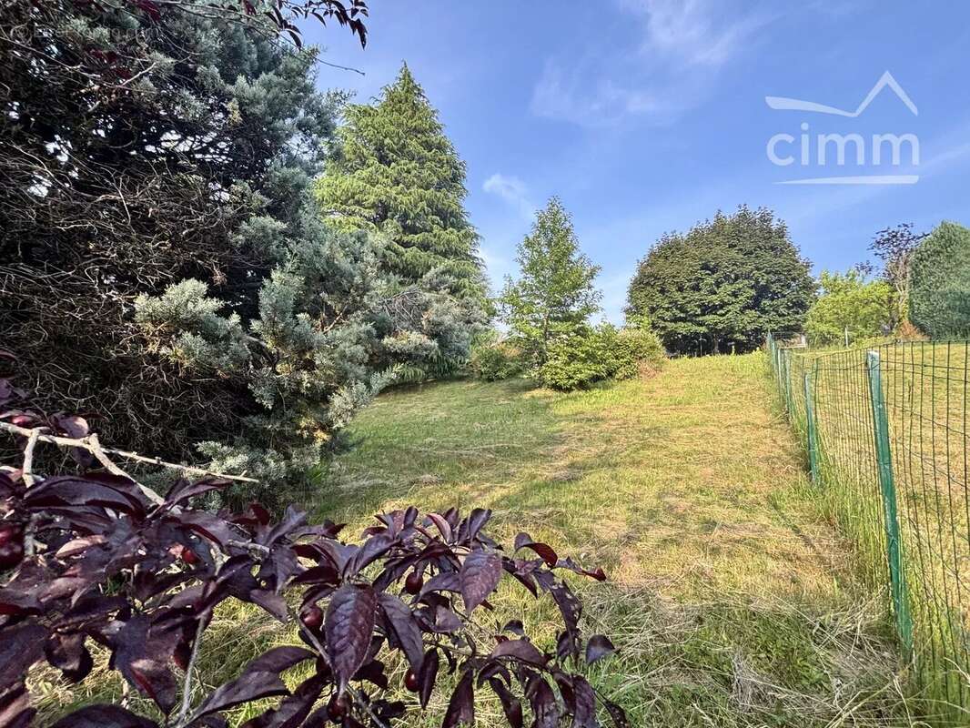 Terrain à SAINT-MARTIN-D&#039;URIAGE