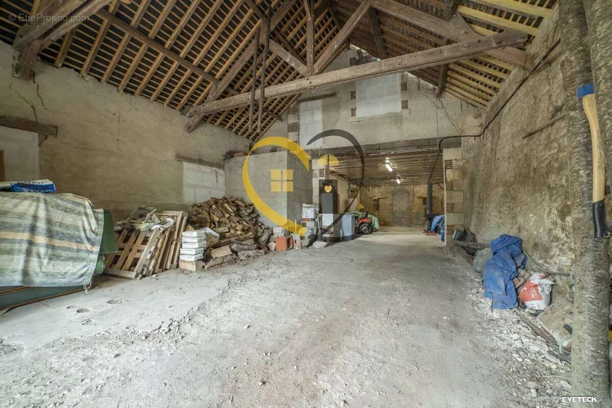 Maison à MENETOU-SALON