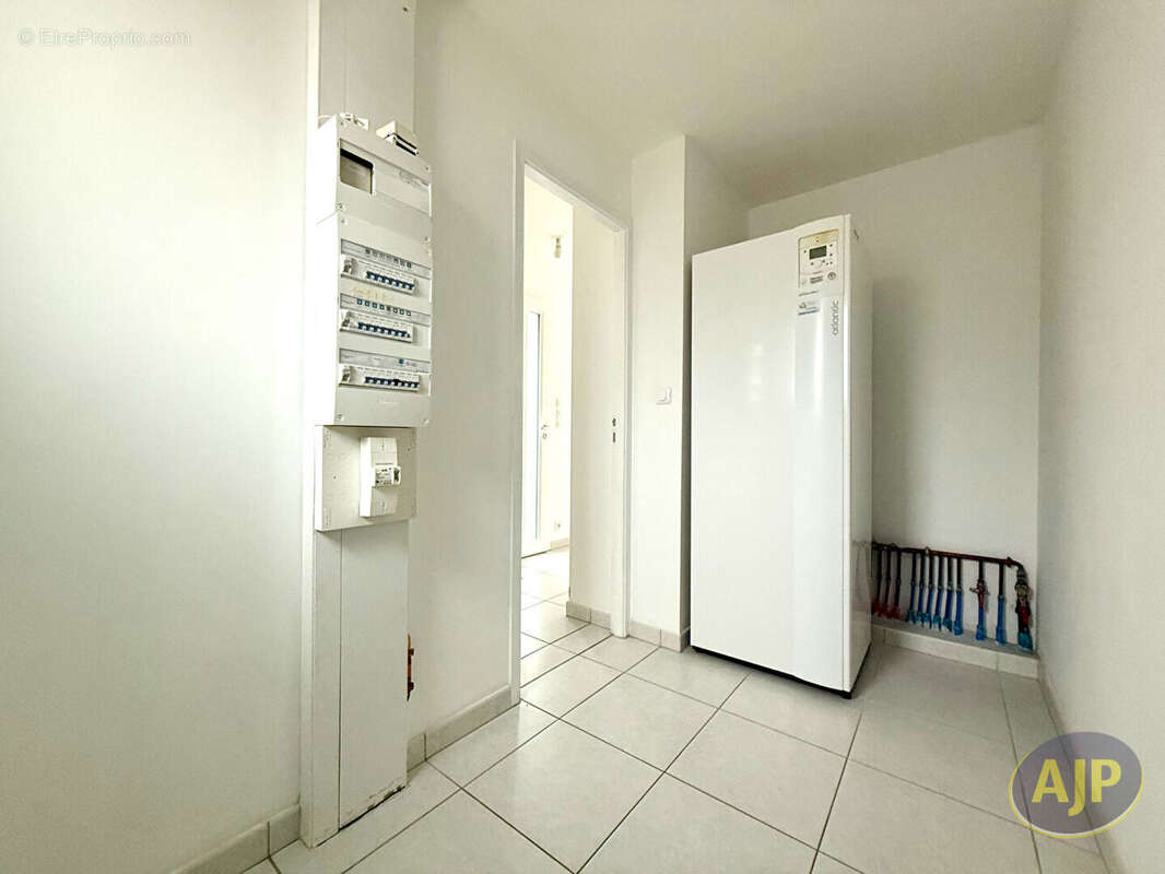 Maison à SAINTE-PAZANNE