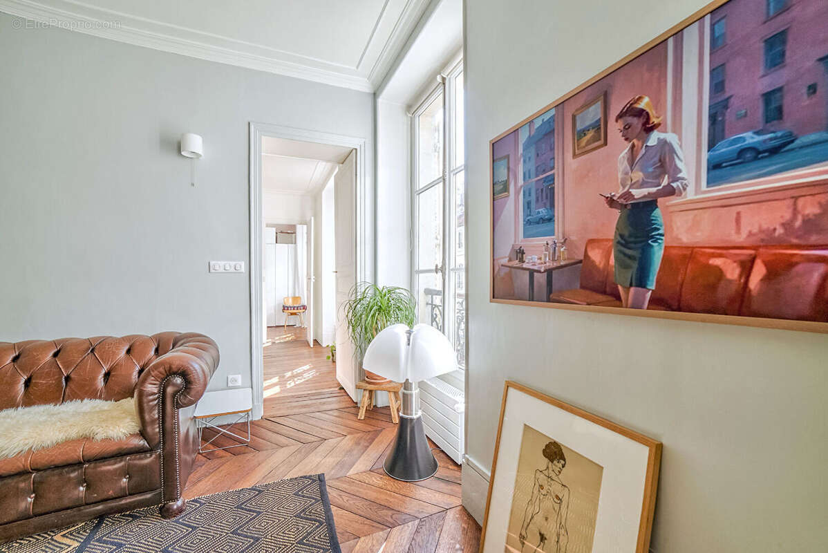Appartement à PARIS-11E