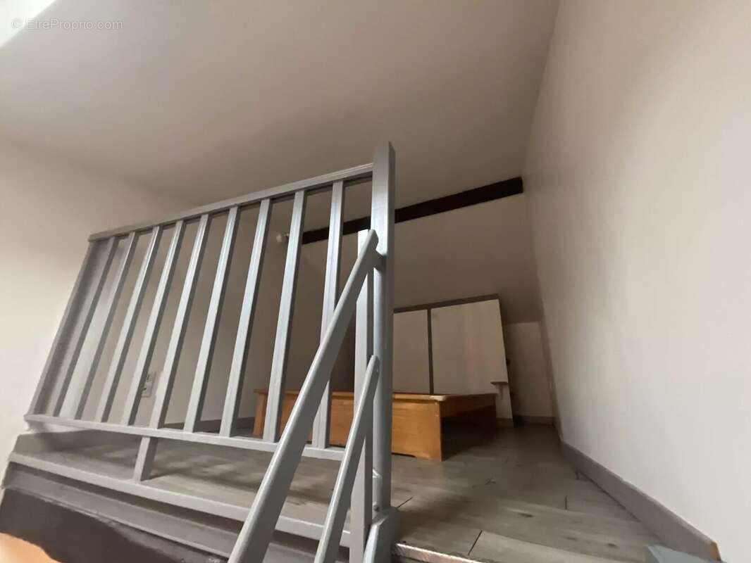 Appartement à REALMONT