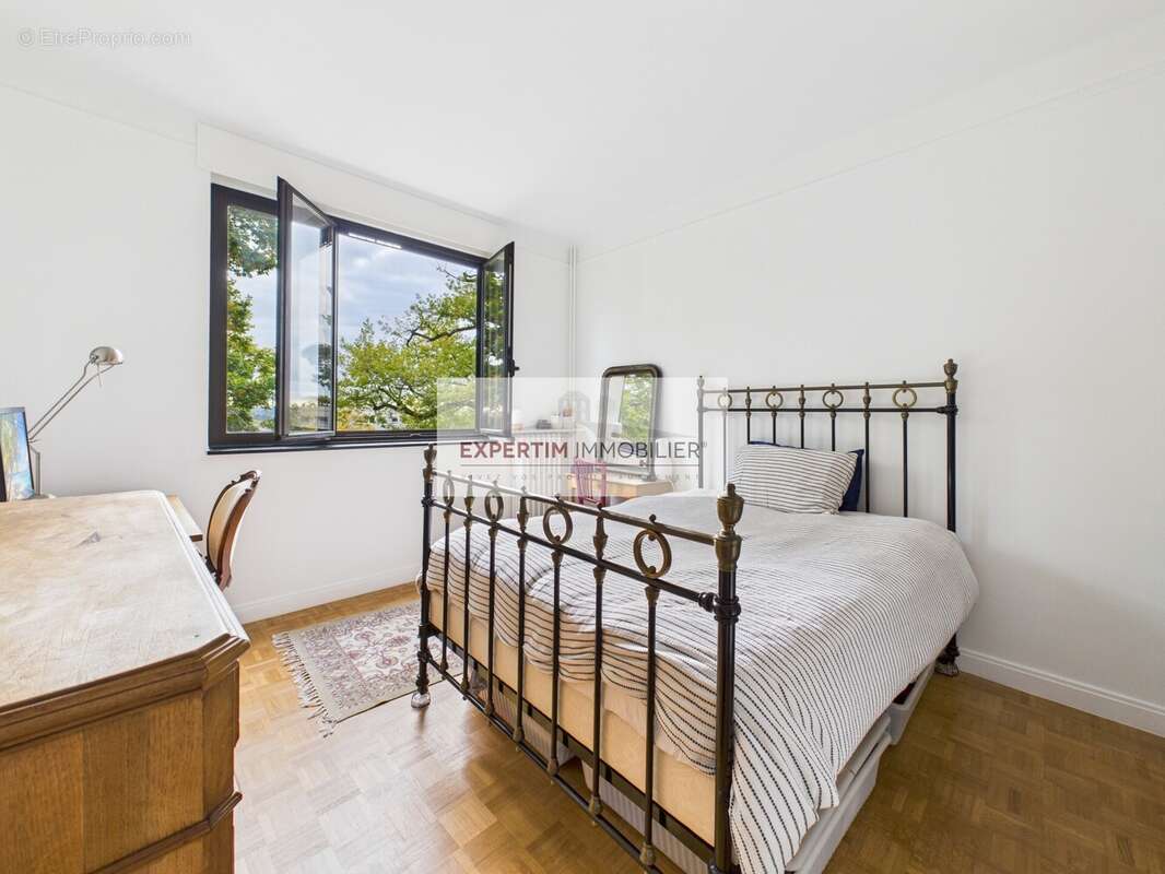 Appartement à VERSAILLES